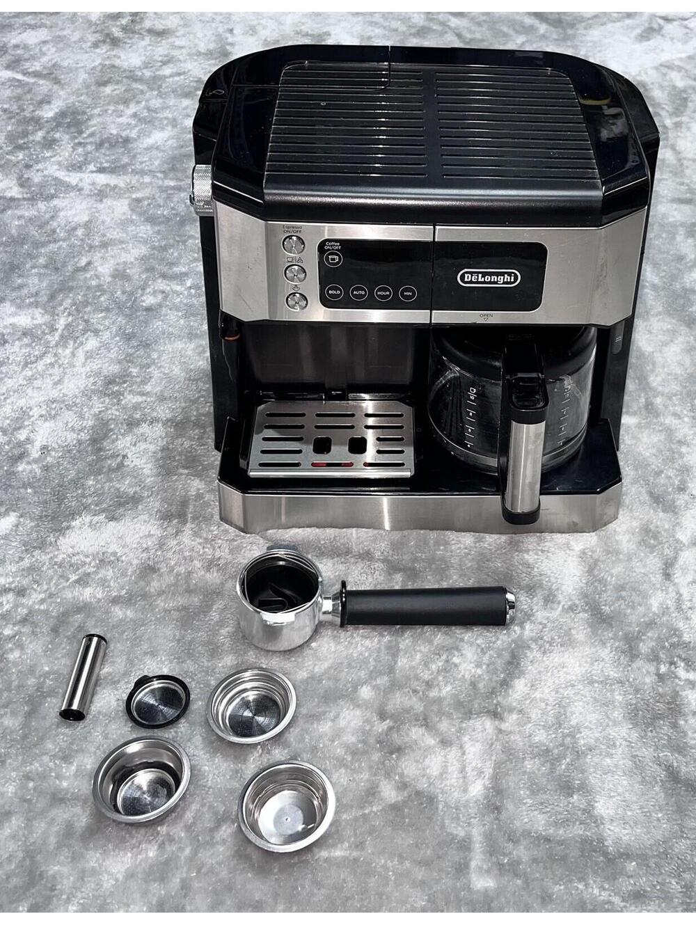 DeLonghi - Combination Coffee and Espresso Machine - COM530M